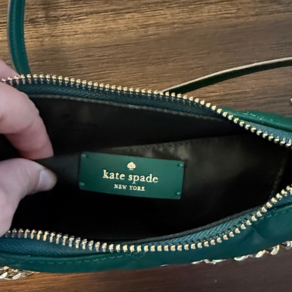 Kate Spade Carey Green Smooth Quilted Leather Zip Top Crossbody Bag NWOT - Picture 6 of 13